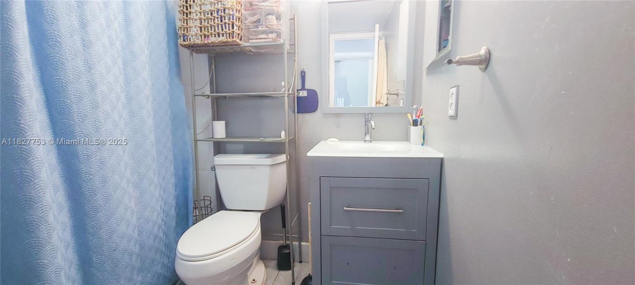 3301 Spanish Moss Ter, Unit 609, Lauderhill, FL 33319 Photo