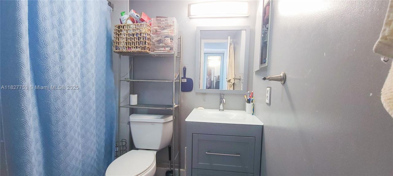 3301 Spanish Moss Ter, Unit 609, Lauderhill, FL 33319 Photo