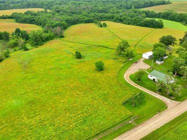 510 NW 100th Street, Spickard, MO 64679