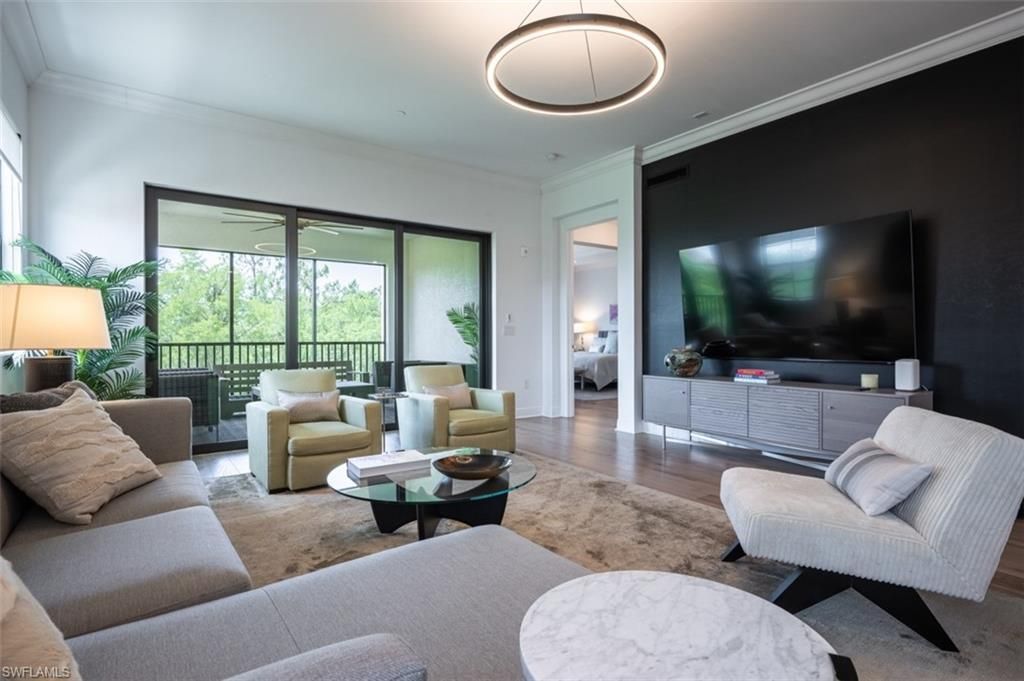 16360 Viansa Way, Unit 8-201, Naples, FL 34110 Photo