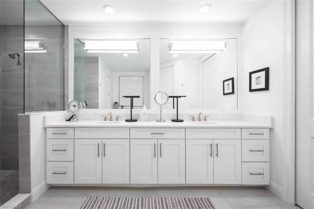 16360 Viansa Way, Unit 8-201, Naples, FL 34110 Photo