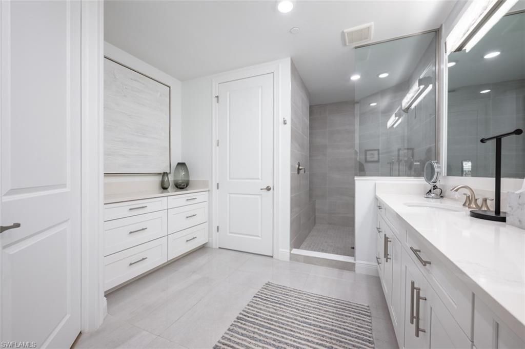 16360 Viansa Way, Unit 8-201, Naples, FL 34110 Photo