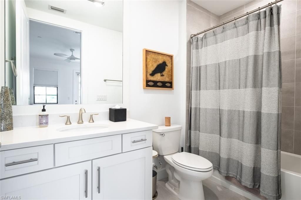 16360 Viansa Way, Unit 8-201, Naples, FL 34110 Photo