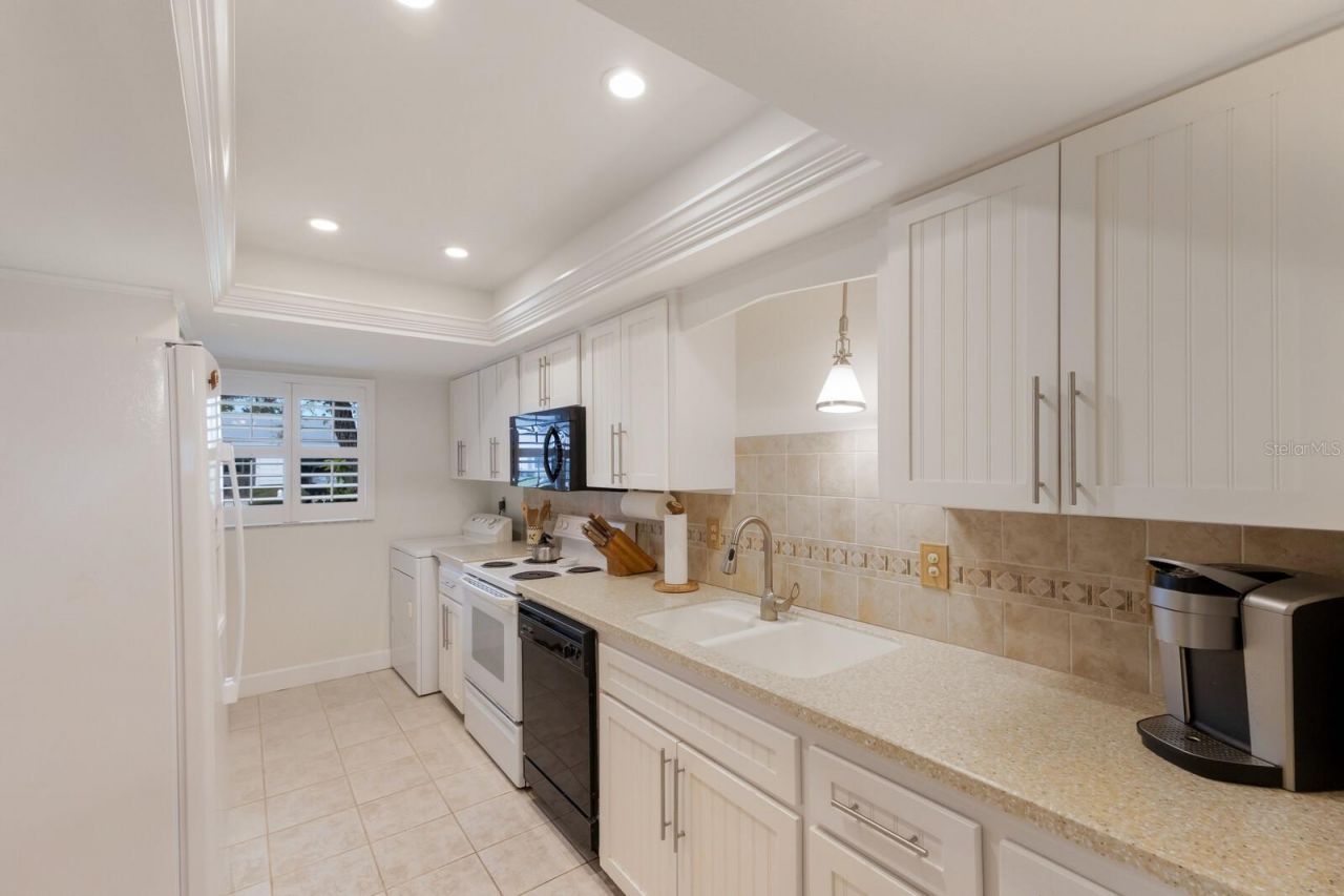 4414 Mount Vernon Drive, Unit 1, Bradenton, FL 34210 Photo