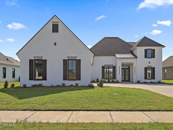 136 Genoa Drive, Madison, MS 39110