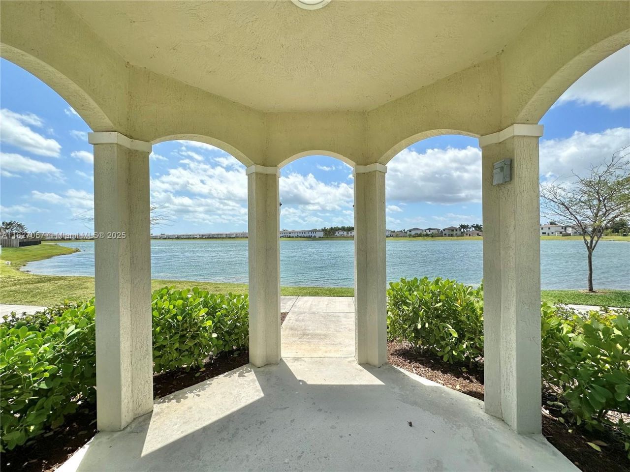 10049 SW 228th Ter, Miami, FL 33190 Photo