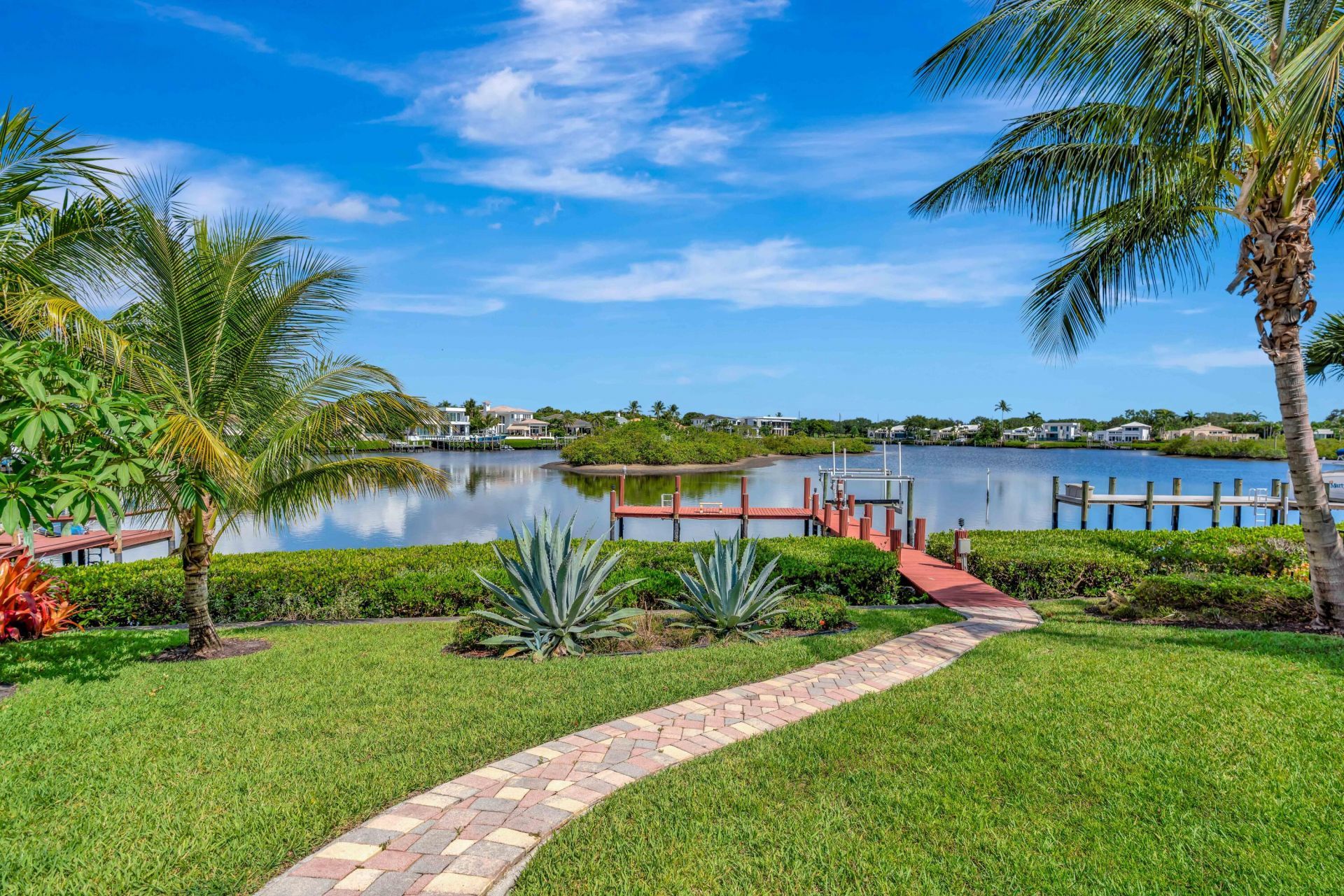 102 Victory Drive, Jupiter, FL 33477 Photo