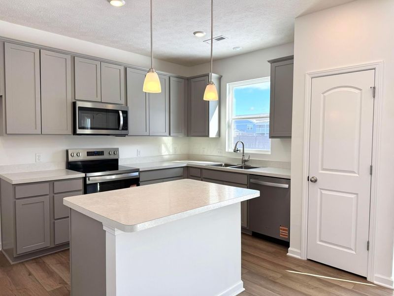 296 Rye Street, Unit Lot 48, Galloway, OH 43119 Photo 2