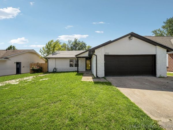 2712 S Fir Avenue, Broken Arrow, OK 74012