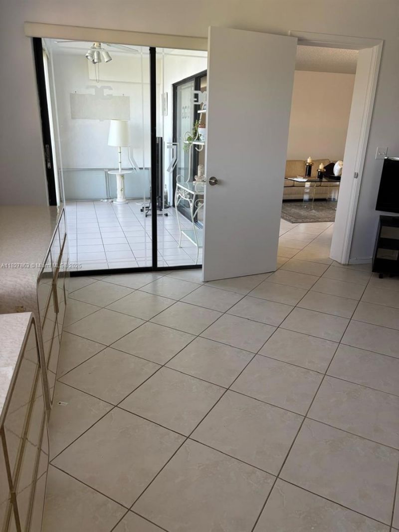 7310 Ashford Pl, Unit 304, Delray Beach, FL 33446 Photo