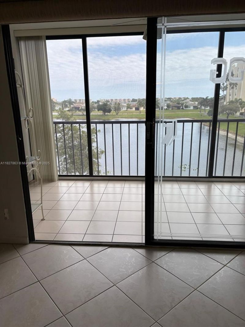 7310 Ashford Pl, Unit 304, Delray Beach, FL 33446 Photo