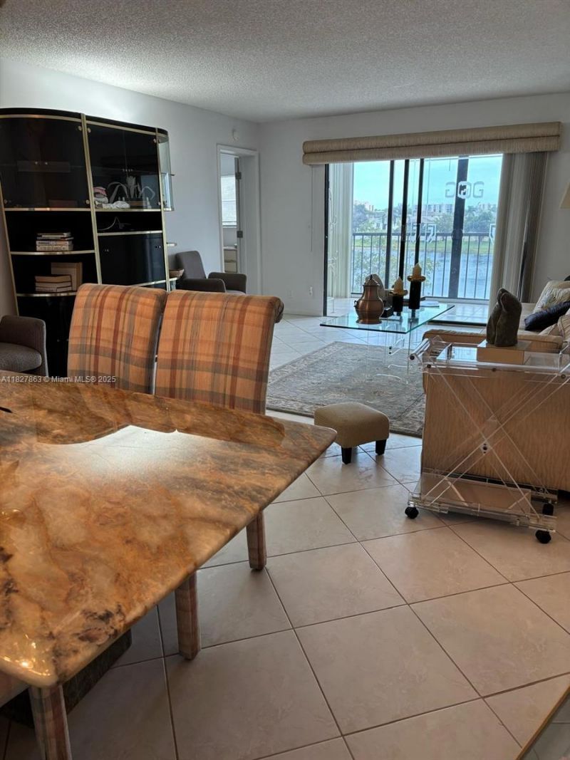 7310 Ashford Pl, Unit 304, Delray Beach, FL 33446 Photo