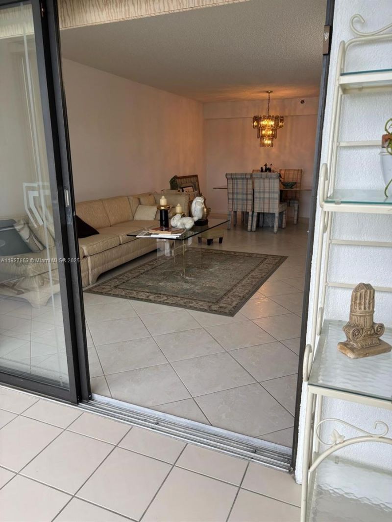 7310 Ashford Pl, Unit 304, Delray Beach, FL 33446 Photo
