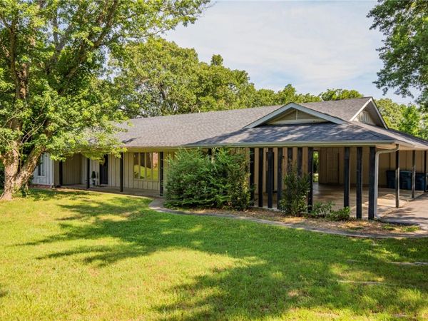 107 NW Winfield Lane, Bentonville, AR 72712