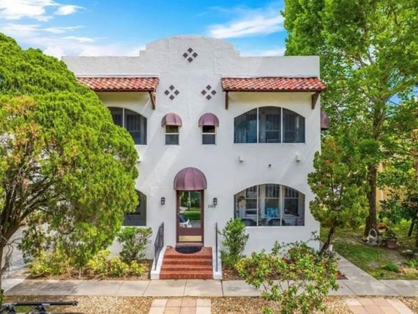 3303 W EMPEDRADO STREET, Unit 4, TAMPA, FL 33629