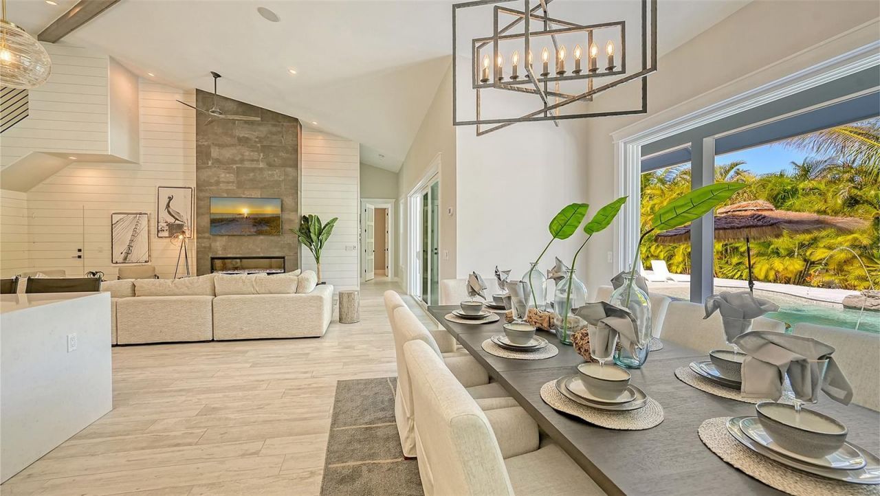 8006 20th Place W, Bradenton, FL 34209 Photo