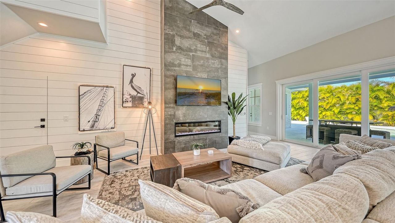 8006 20th Place W, Bradenton, FL 34209 Photo