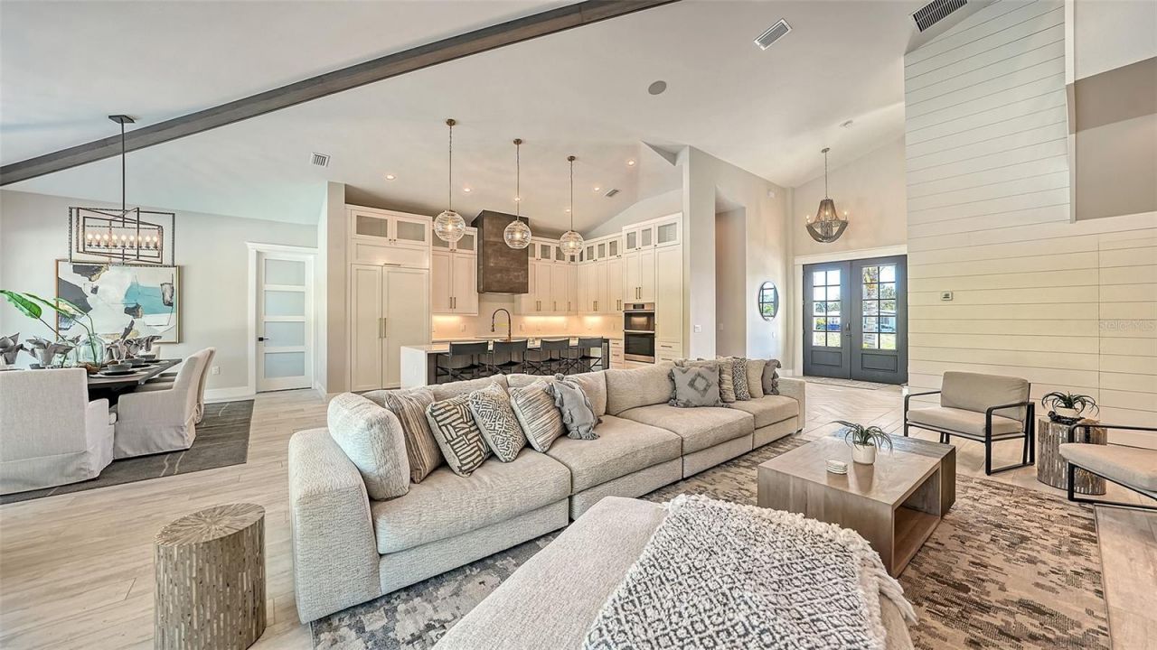 8006 20th Place W, Bradenton, FL 34209 Photo