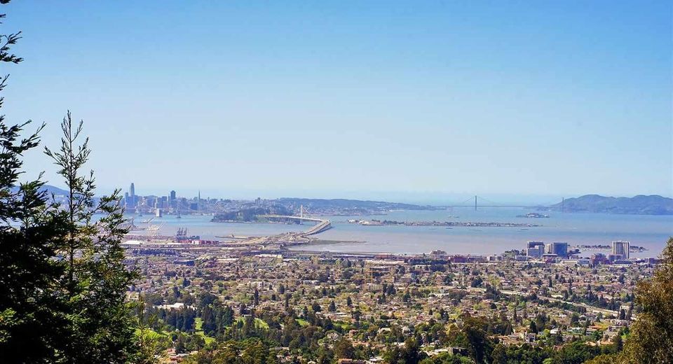 15010 Broadway Ter, Oakland, CA 94611 Photo