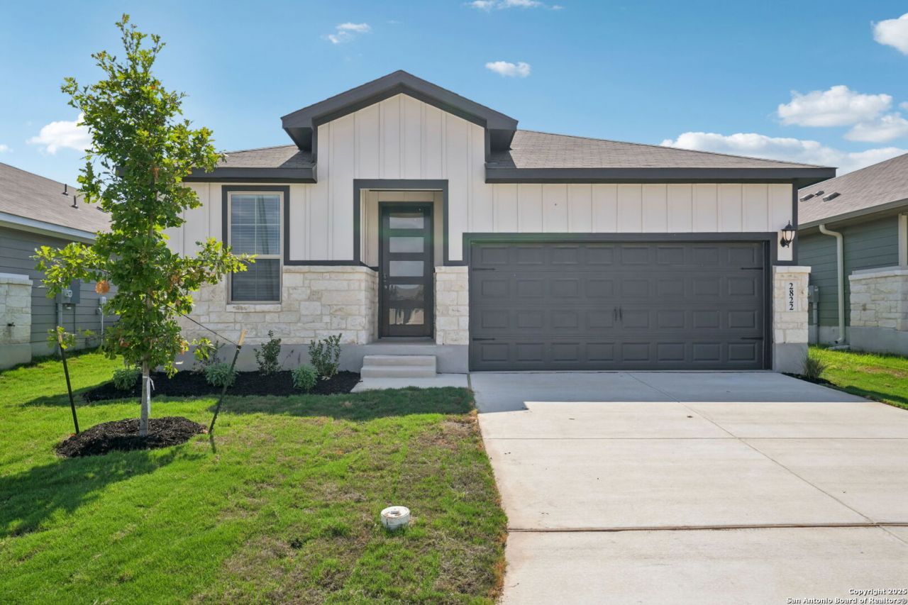2822 Descanso Ave, Converse, TX 78109 Main Photo