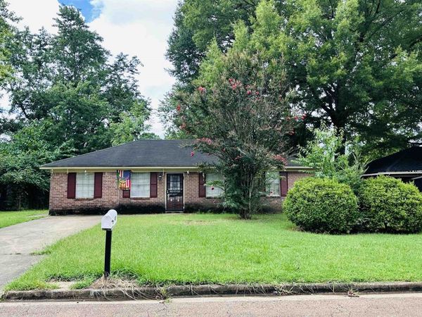 97 PEPPERBROOK CV, Southaven, MS 38671