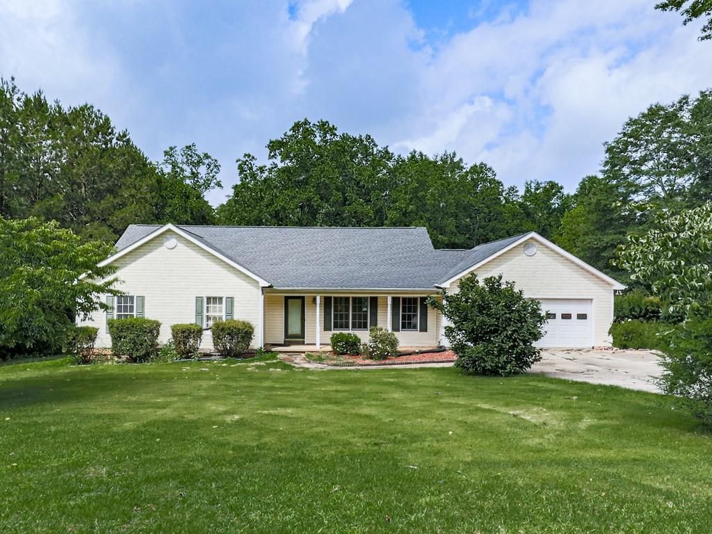 10307 E Cherokee Drive, Canton, GA 30115 Main Photo