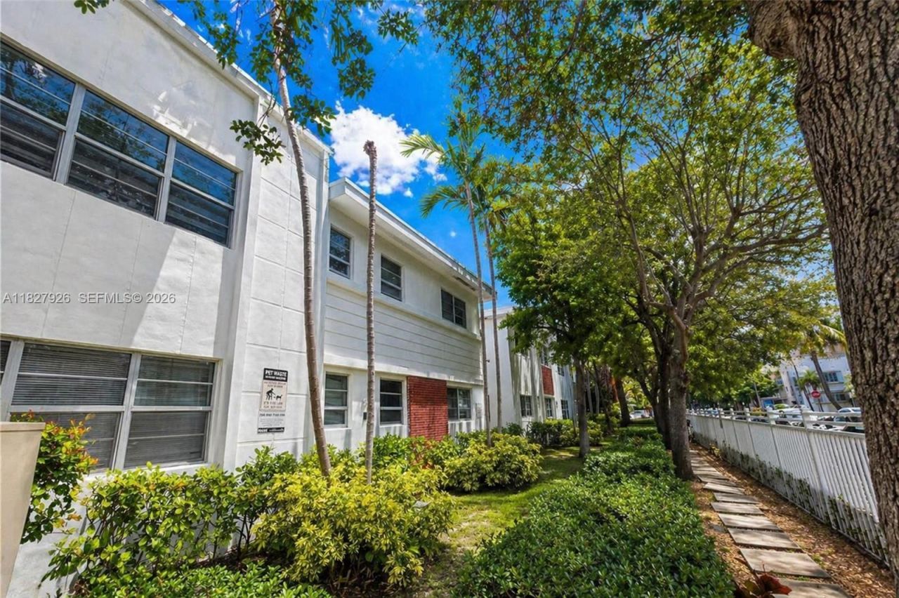 1550 Pennsylvania Ave, Unit 126, Miami Beach, FL 33139 Photo