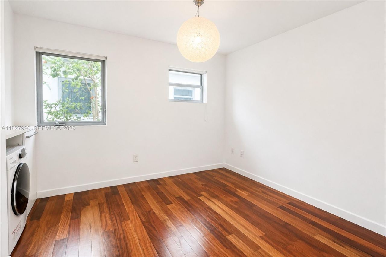 1550 Pennsylvania Ave, Unit 126, Miami Beach, FL 33139 Photo