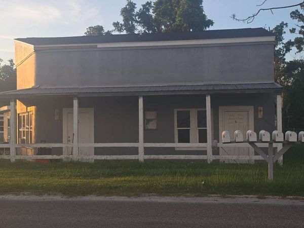 808 W MAIN ST, Perry, FL 32347