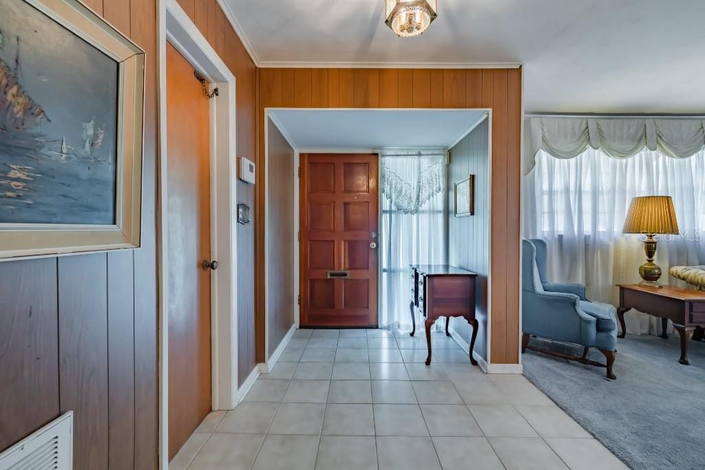 5004 S Hesperides Street, Tampa, FL 33611 Photo