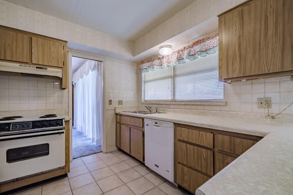 5004 S Hesperides Street, Tampa, FL 33611 Photo