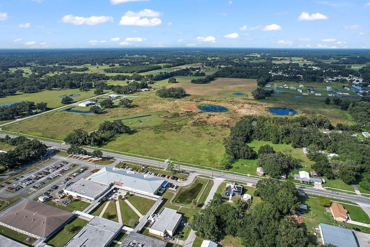 416 S Market Boulevard, Webster, FL 33597 Photo