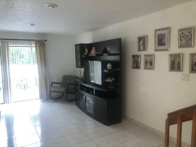 22065 Las Brisas Circle, Unit 401, Boca Raton, FL 33433 Photo