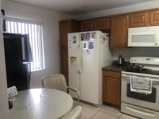 22065 Las Brisas Circle, Unit 401, Boca Raton, FL 33433 Photo
