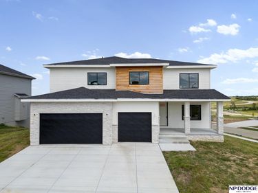 11001 N 170 Street, Bennington, NE 68007