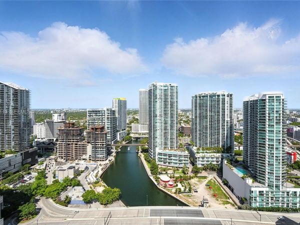 31 SE 5th St, Unit 4021, Miami, FL 33131