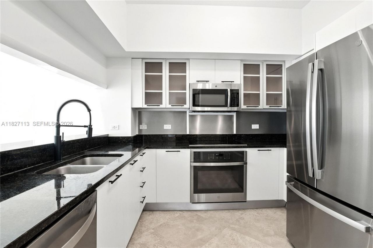31 SE 5th St, Unit 4021, Miami, FL 33131 Photo