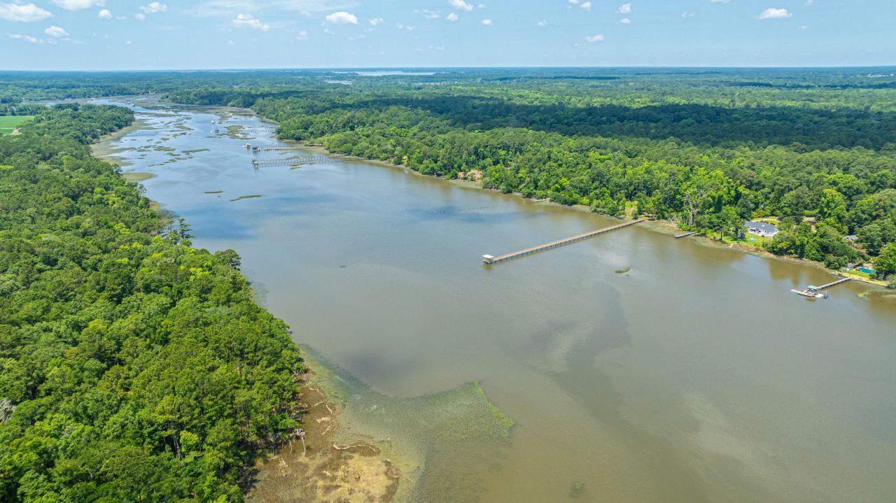 6076 Overlook Road Photo 23