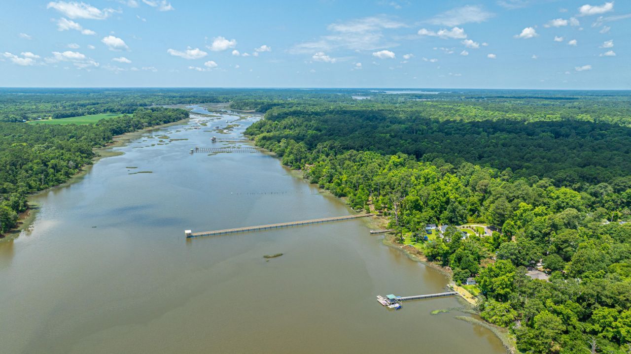 6076 Overlook Road Photo 26