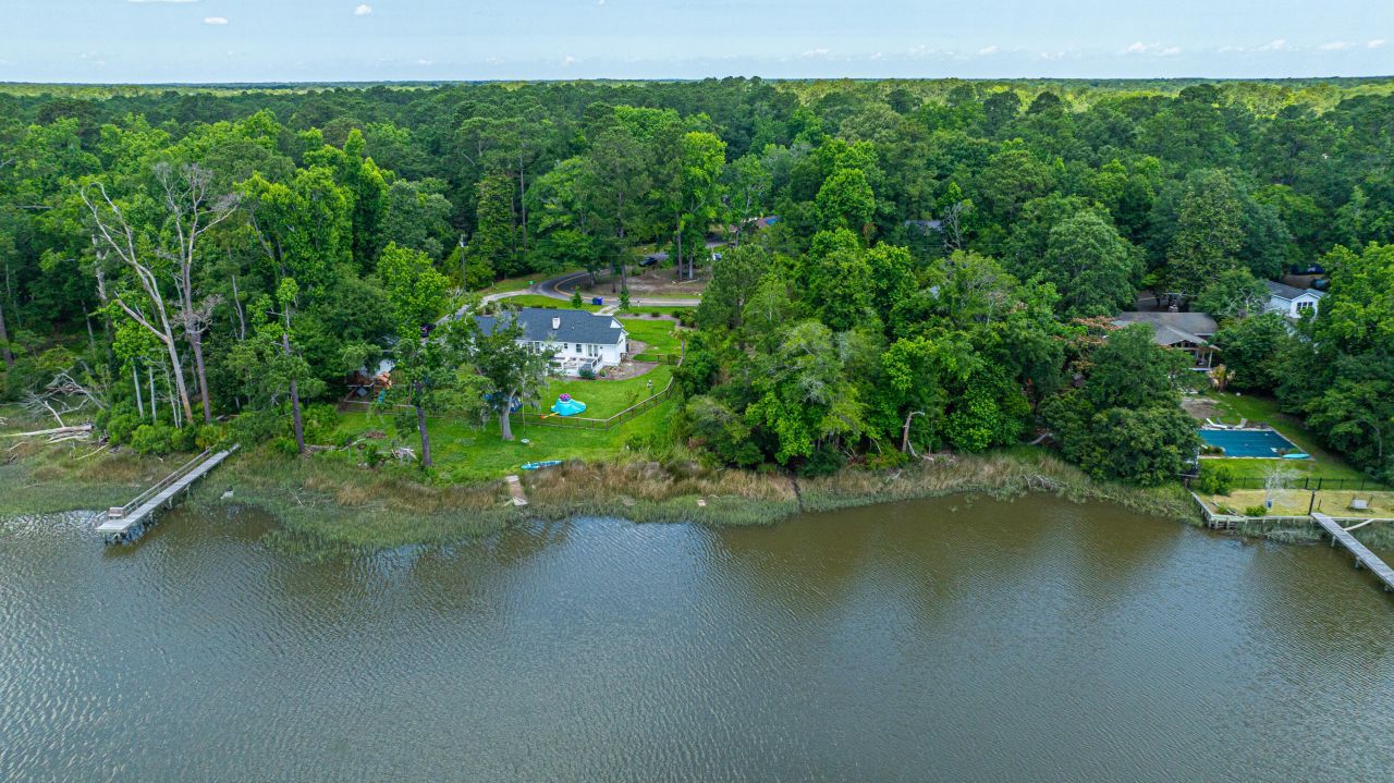 6076 Overlook Road Photo 36