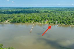 6076 Overlook Road photo 4