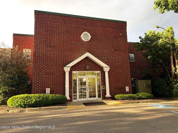 371 Broadway , Kingston, NY 12401