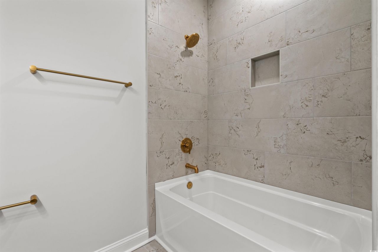 8461 Waltzing Waves Ct. Photo 33