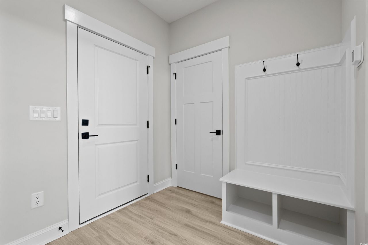 8461 Waltzing Waves Ct. Photo 7