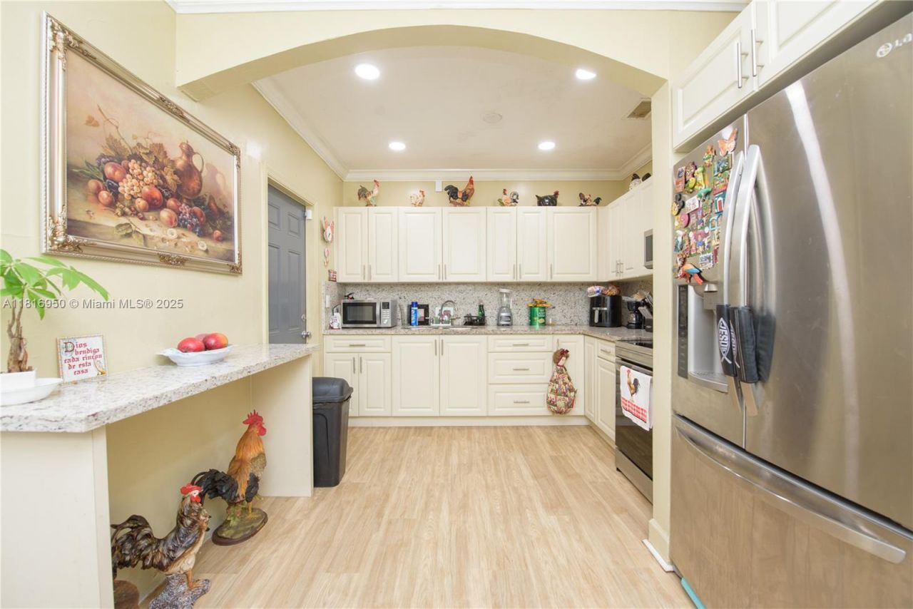 916 NW 3rd Ave, Homestead, FL 33030 Photo