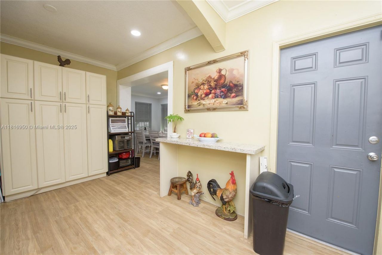 916 NW 3rd Ave, Homestead, FL 33030 Photo