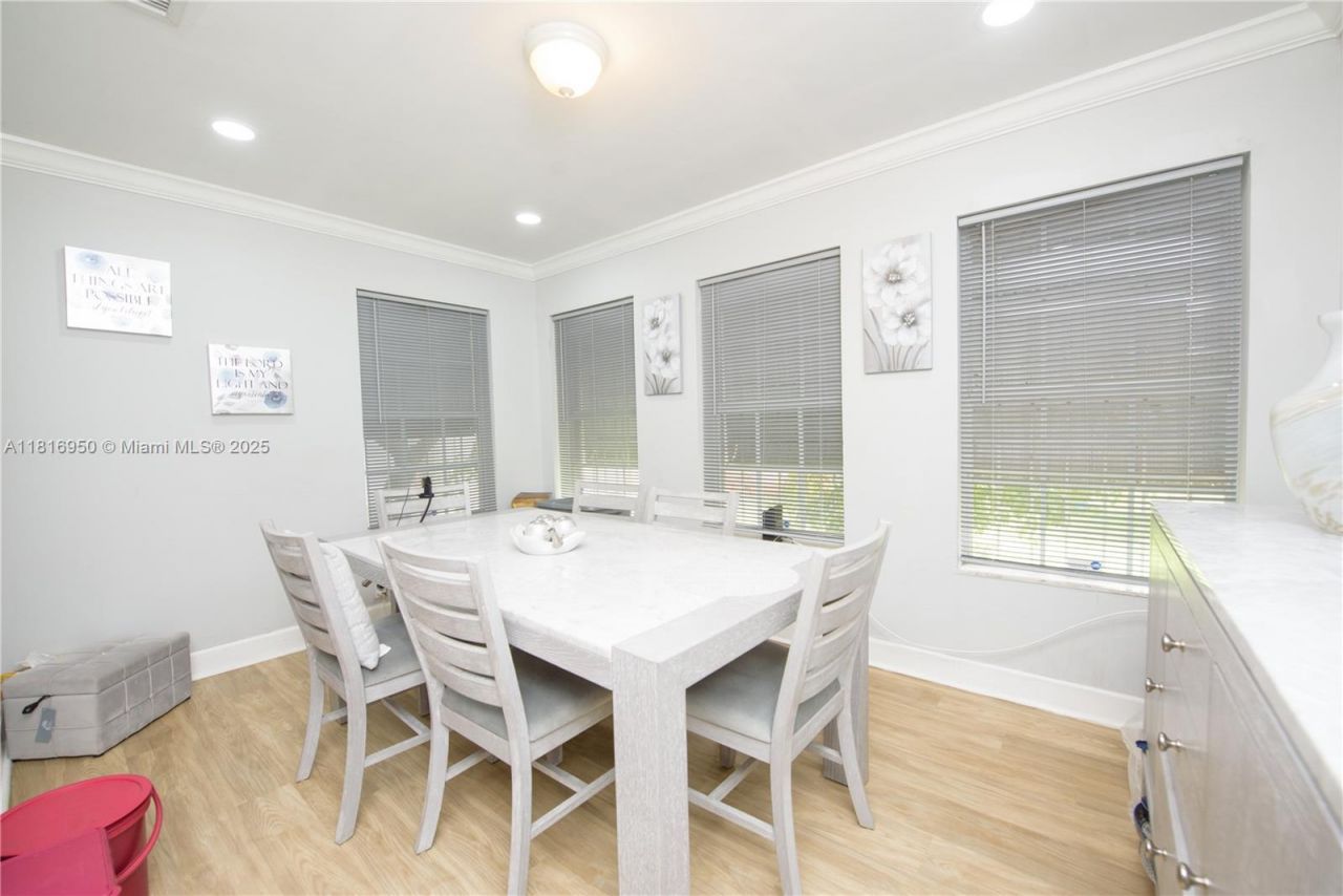 916 NW 3rd Ave, Homestead, FL 33030 Photo