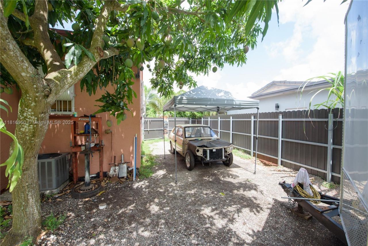 916 NW 3rd Ave, Homestead, FL 33030 Photo