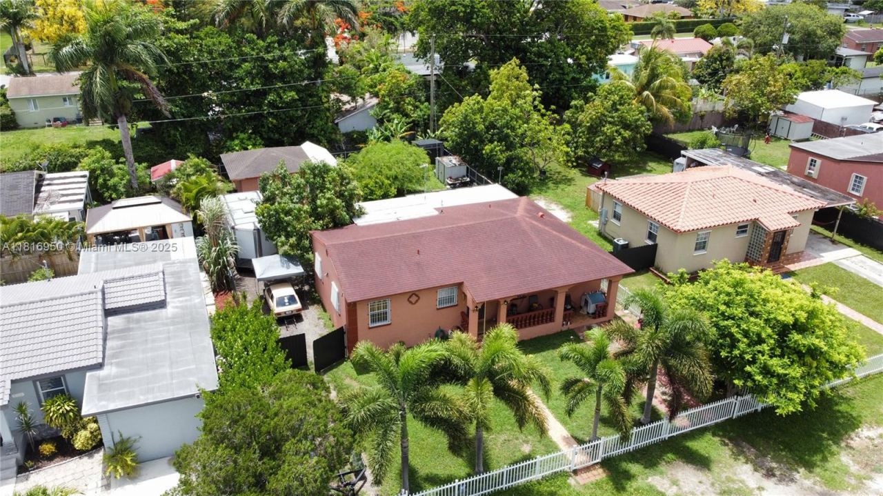 916 NW 3rd Ave, Homestead, FL 33030 Photo