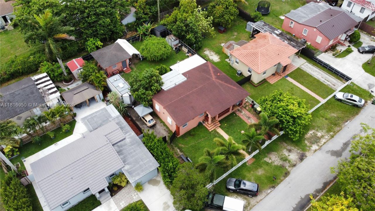 916 NW 3rd Ave, Homestead, FL 33030 Photo